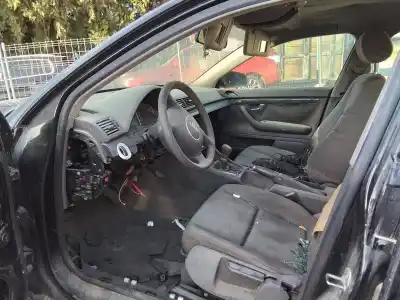 Veículo de Sucata audi a4 berlina (8e) a4 8e do ano 2004 alimentado 