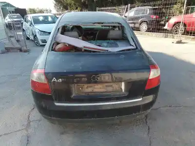 Veículo de Sucata audi a4 berlina (8e) a4 8e do ano 2004 alimentado 