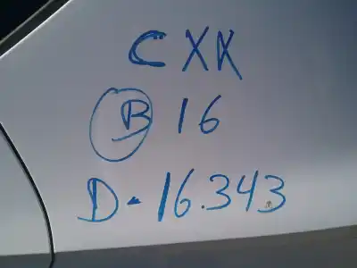 Здавання транспортного засобу seat leon (5f1) cxx року 2016 потужний cxx