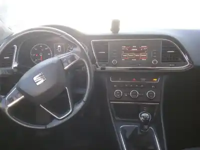 Здавання транспортного засобу seat leon (5f1) cxx року 2016 потужний cxx
