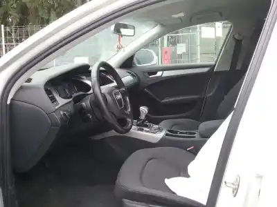 Здавання транспортного засобу audi a4 avant (8k5) (2008) básico року 2008 потужний cag