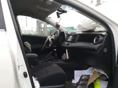 Scrapping Vehicle TOYOTA RAV4 (A4) N47C20A of the year 2015 powered N47C20A