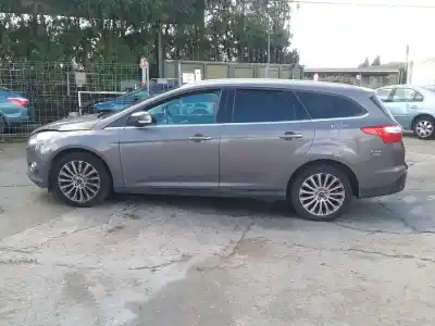 Veículo de Sucata ford focus iii sedán 1.0 ecoboost do ano 2014 alimentado m1da