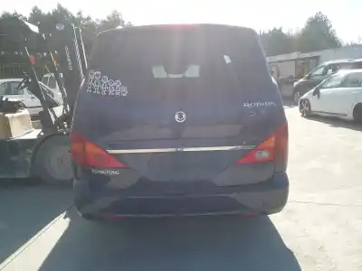 Здавання транспортного засобу ssangyong rodius i 2.7 xdi року 2008 потужний d27dt