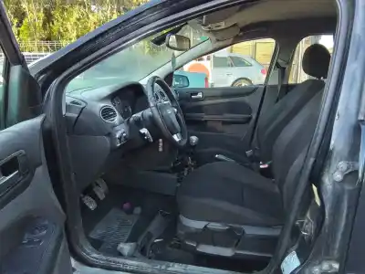 Scrapping Vehicle ford focus berlina (cap) focus berlina (cap) (2004 - 2007) of the year 2004 powered 