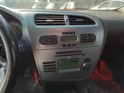 Veículo de Sucata seat leon (1p1) 1.9 tdi do ano 2007 alimentado bxe