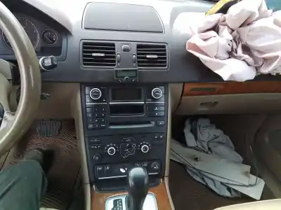 Veículo de Sucata volvo xc90 d5 executive (7 asientos) (136kw) do ano 2006 alimentado 