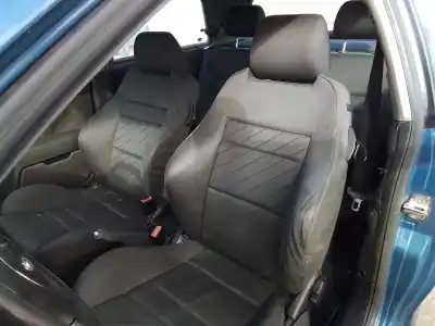 Здавання транспортного засобу audi a3 (8l1) 1.6 року 2001 потужний avu