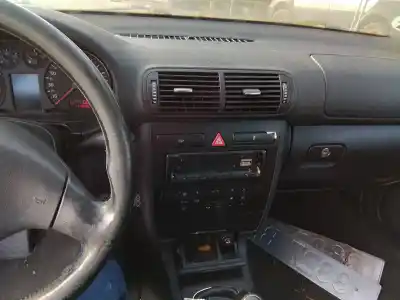 Здавання транспортного засобу audi a3 (8l1) 1.6 року 2001 потужний avu