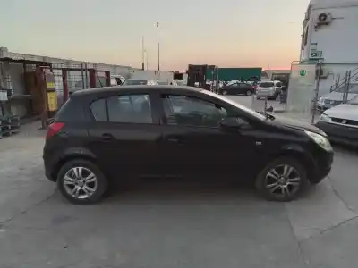 Здавання транспортного засобу opel corsa d essentia року 2007 потужний z12xep