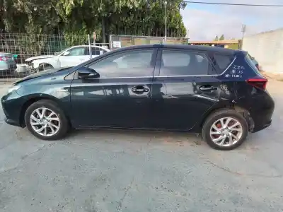 Veículo de Sucata toyota auris (e18) toyota auris do ano 2016 alimentado 2zr