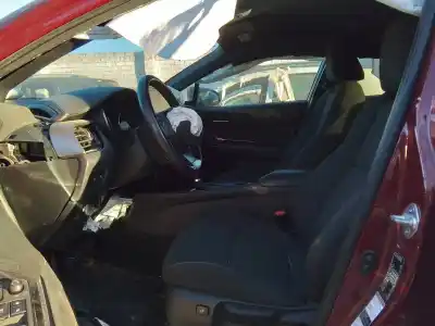 Veículo de Sucata toyota chr híbrido 90kw do ano 2018 alimentado 2zr