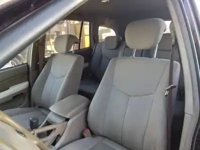 Sloopvoertuig ssangyong kyron 200 xdi limited van het jaar 2006 aangedreven d20dt