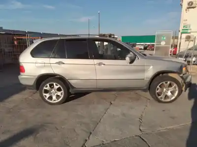 Veículo de Sucata BMW X5 (E53) 3.0 D do ano 2003 alimentado 306D1