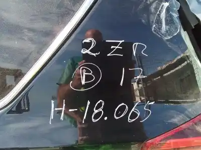 Sloopvoertuig toyota auris (e18) toyota auris van het jaar 2017 aangedreven 2zr