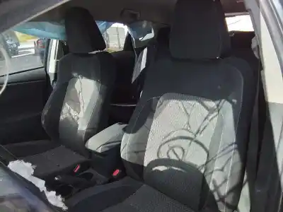 Veículo de Sucata TOYOTA AURIS (E18) TOYOTA AURIS do ano 2017 alimentado 2ZR