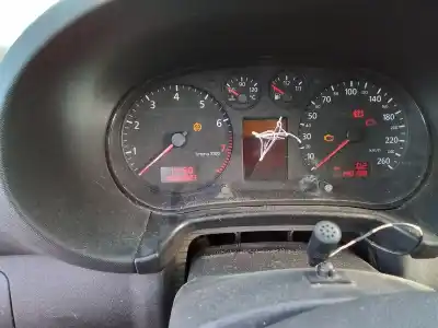 Здавання транспортного засобу audi a3 (8l1) 1.8 t року 2001 потужний aum