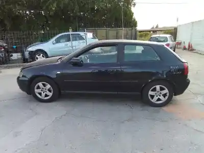 Здавання транспортного засобу audi a3 (8l1) 1.8 t року 2001 потужний aum