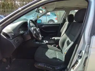 Veículo de Sucata bmw serie 3 berlina (e90) 320d do ano 2001 alimentado 204d1 d