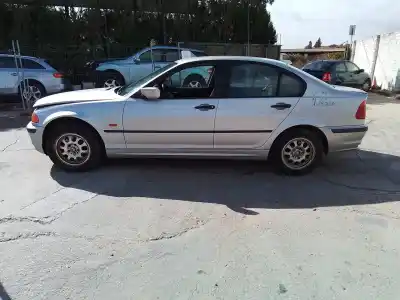 Veículo de Sucata bmw serie 3 berlina (e90) 320d do ano 2001 alimentado 204d1 d