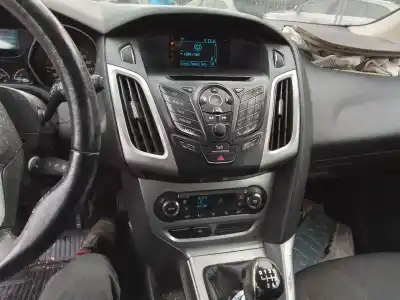 Veículo de Sucata ford focus iii sedán 1.6 tdci do ano 2014 alimentado t3da