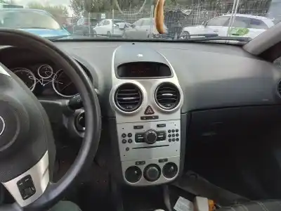 Veículo de Sucata opel corsa d essentia do ano 2006 alimentado z12xep