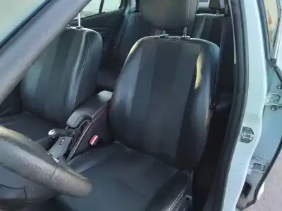 Здавання транспортного засобу renault fluence k9k j8 року 2011 потужний k9k j8