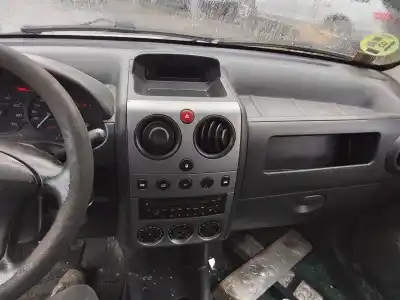 Veículo de Sucata peugeot partner (s2) combi plus do ano 2008 alimentado 9hw