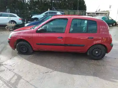 Утилизация автомобиля RENAULT CLIO II FASE II (B/CB0) года 2003 питание D4F B7