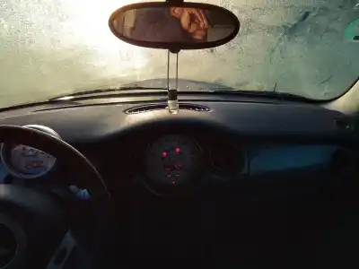 Scrapping Vehicle bmw mini (r50,r53) w10b16a of the year 2006 powered w10b16a