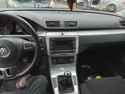 Scrapping Vehicle volkswagen passat berlina (3c2) edition of the year 2010 powered cba