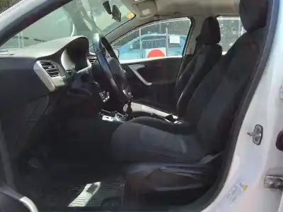 Vehicul casat citroen celysée feel al anului 2019 alimentat yh01