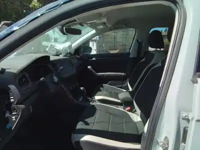 Veículo de Sucata volkswagen troc a11 sport do ano 2020 alimentado dpca