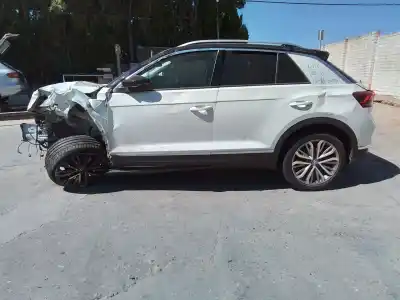 Veicolo di demolizione VOLKSWAGEN TROC A11 Sport dell'anno 2020 alimentato DPCA