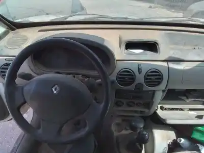 Здавання транспортного засобу renault kangoo (f/kc0) authentique року 2001 потужний k9k a7