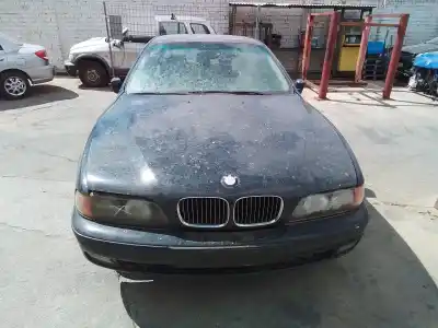 Veículo de Sucata bmw 5 (e39) 528 i do ano 1996 alimentado 286s1 g