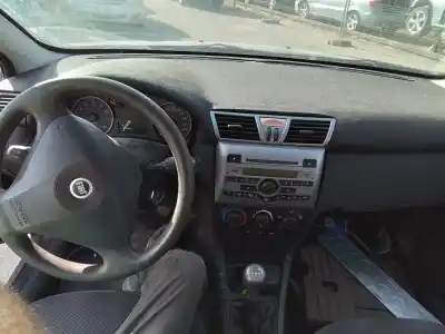 Veicolo di demolizione fiat stilo (192) 1.4 16v active (05.2004->) dell'anno 2005 alimentato 843a1000