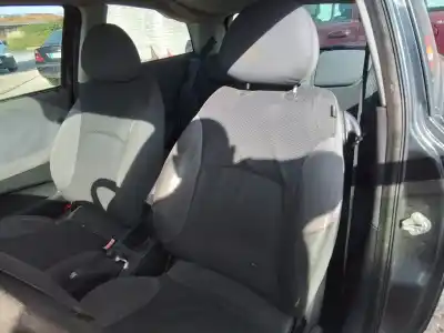 Veicolo di demolizione fiat stilo (192) 1.4 16v active (05.2004->) dell'anno 2005 alimentato 843a1000