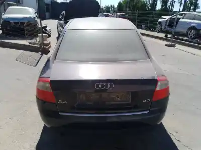 Veículo de Sucata audi a4 berlina (8e) 8e do ano 0 alimentado alt