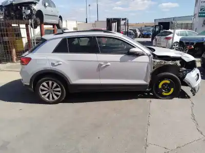 Veículo de Sucata volkswagen troc d11 basis do ano 0 alimentado dtrd