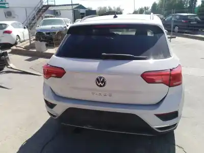 Veículo de Sucata VOLKSWAGEN TROC D11 BASIS do ano 0 alimentado DTRD