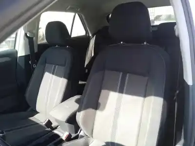 Veículo de Sucata volkswagen troc d11 basis do ano 0 alimentado dtrd