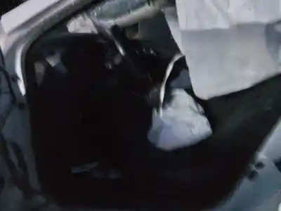 Veículo de Sucata renault kadjar (ha_, hl_) 1.6 dci 130 do ano 0 alimentado r9m414