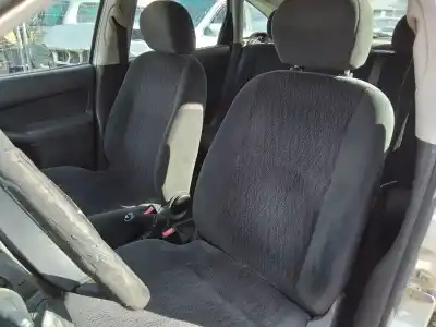 Veículo de Sucata ford focus berlina (cak) ambiente do ano 0 alimentado bhdb