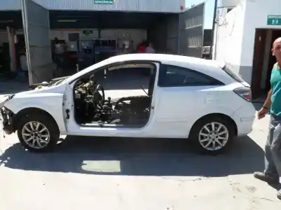 Здавання транспортного засобу opel astra h gtc d-z17dth року 2007 потужний z17dth