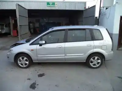 Vehicul casat mazda premacy (cp) td active al anului 2003 alimentat rf