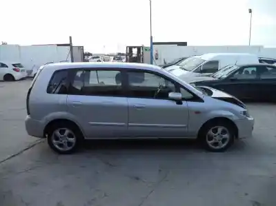 Vehicul casat mazda premacy (cp) td active al anului 2003 alimentat rf