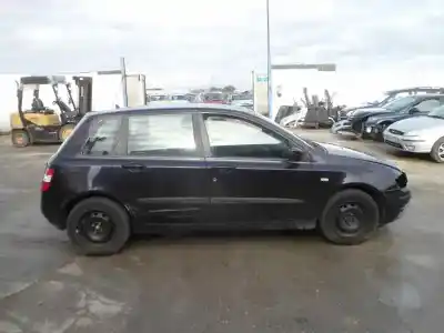 Veicolo di demolizione fiat stilo (192) 1.6 16v dell'anno 2002 alimentato 182b6000