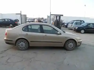 Здавання транспортного засобу seat toledo ii (1m2) 1.6 року 1999 потужний akl