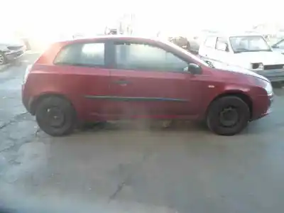 Veicolo di demolizione fiat stilo (192) 1.4 16v active (05.2004->) dell'anno 2004 alimentato 843a1000